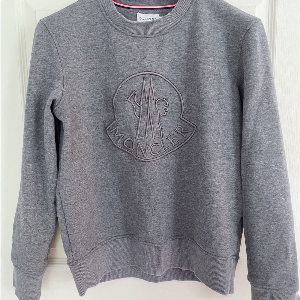 Moncler sweatershirt